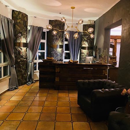 Hotel Emsilo Пулхайм Екстериор снимка